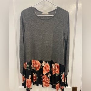 Floral ruffle bottomed top